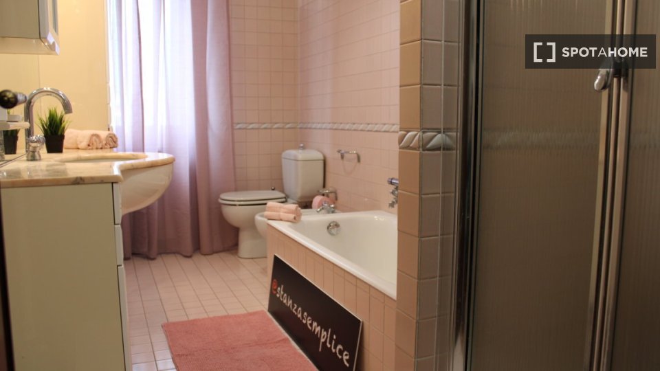Double room Brescia, 6 beds — photo 7