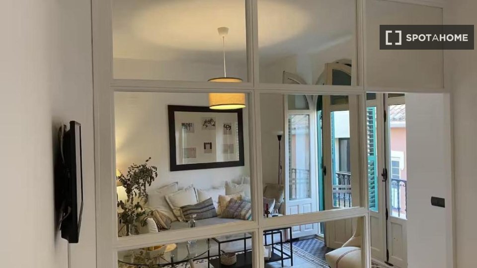 Apartment Malaga, 1 bed — photo 15