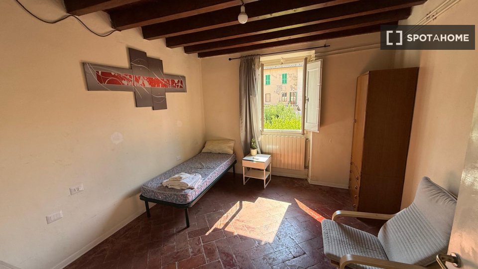 Apartment Florence, 4 beds, 130m² — photo 8
