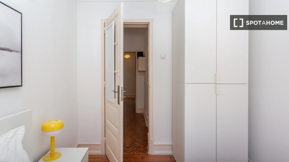 Double room Lisbon, 4 beds — photo 3