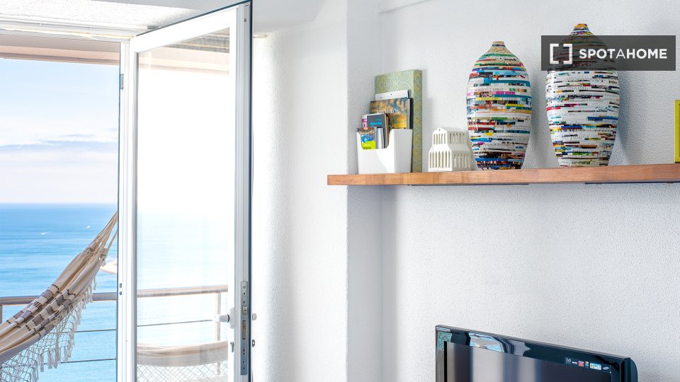 Apartment Lisbon, 1 bed — photo 13