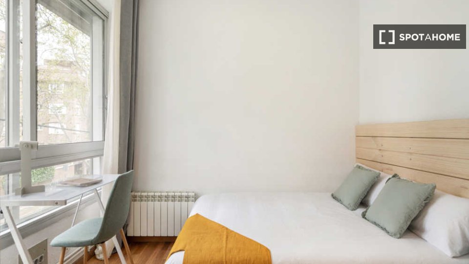 Double room Madrid, 10 beds — photo 33