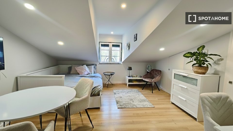 Apartment mono Lisbon — photo 34