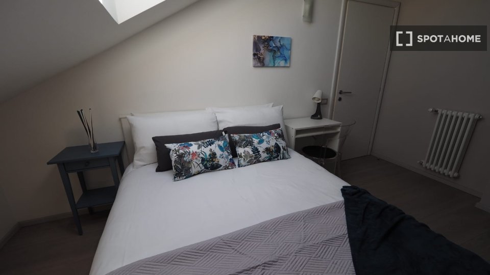 Double room Turin, 2 beds — photo 13