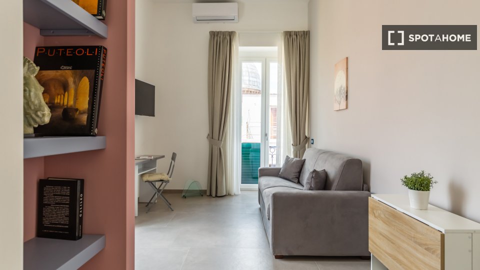 Apartment Naples, 1 bed — photo 3