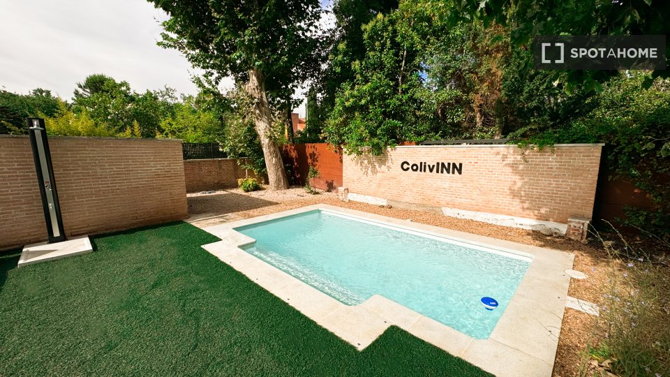Apartment Madrid, 8 beds — photo 12