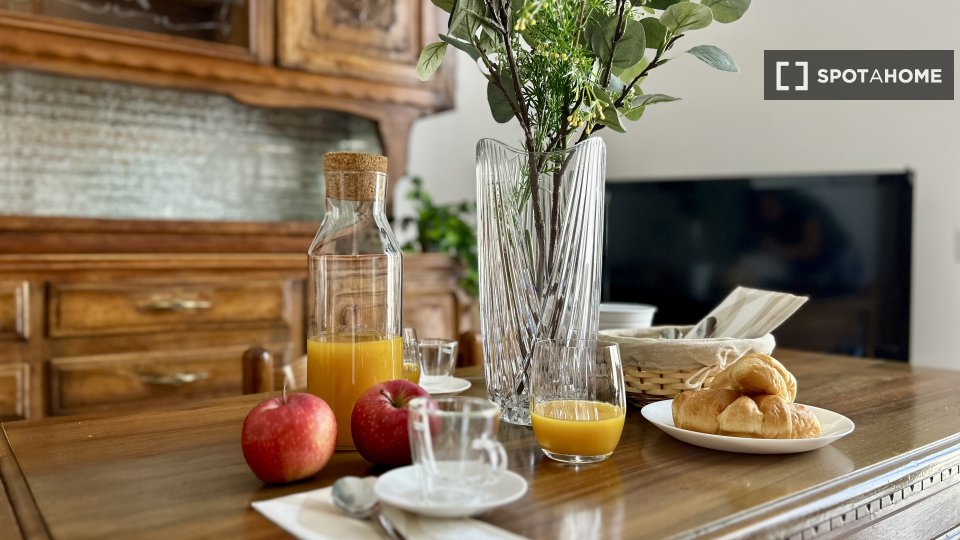 Double room Florence, 3 beds, 100m² — photo 16