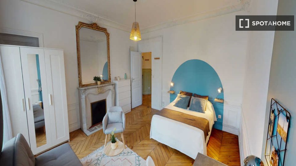 Double room Paris, 4 beds, 90m² — photo 7