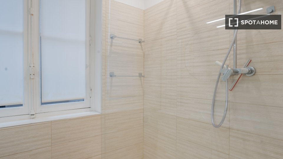 Apartment Paris, 2 beds, 80m² — photo 11