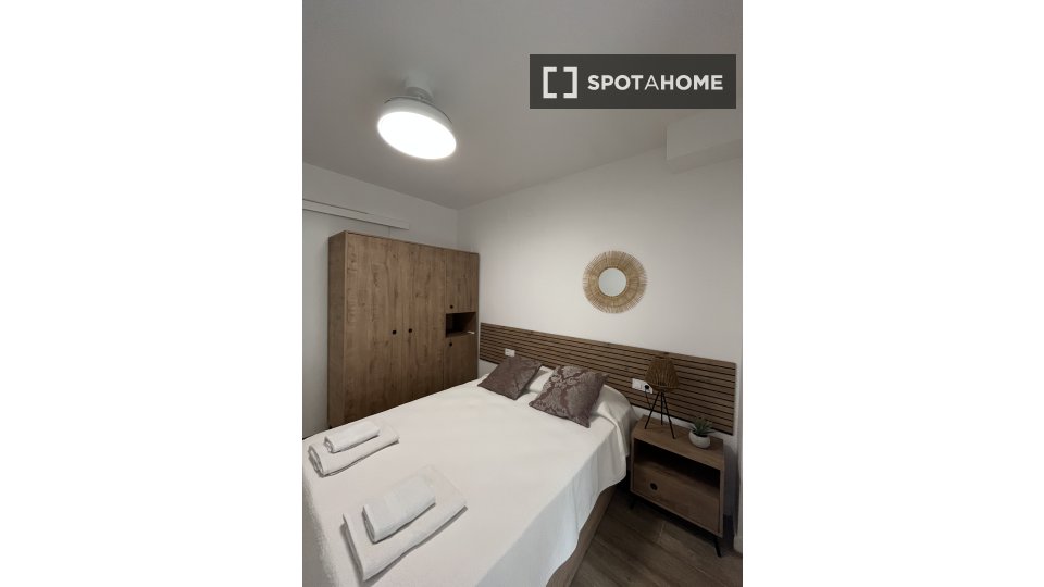 Apartment Valencia, 2 beds, 75m² — photo 3