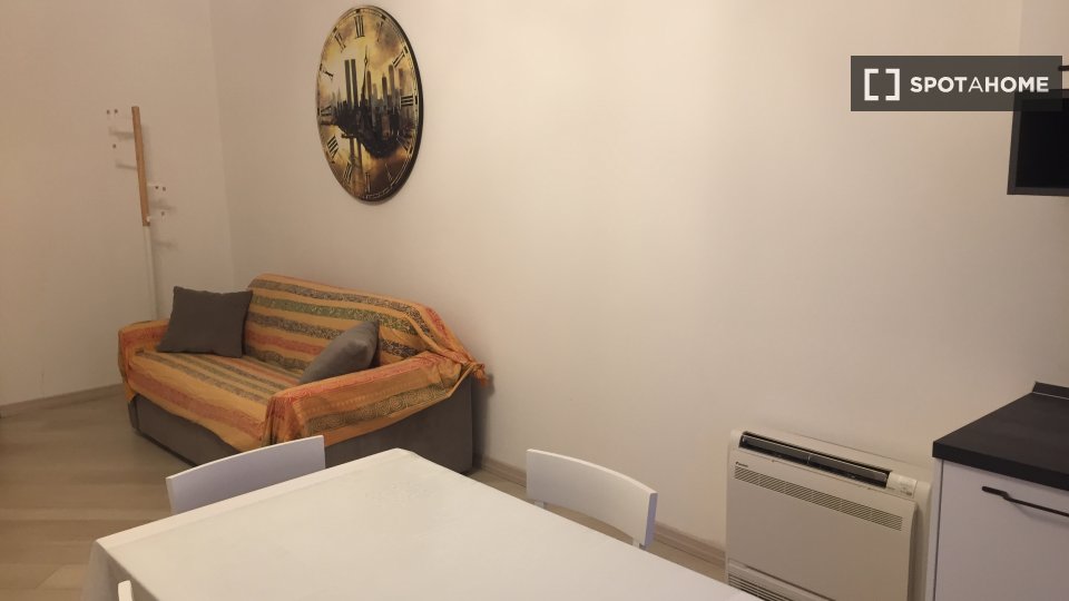 Apartment Florence, 2 beds, 80m² — photo 2