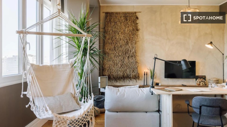Apartment Lisbon, 2 beds — photo 17