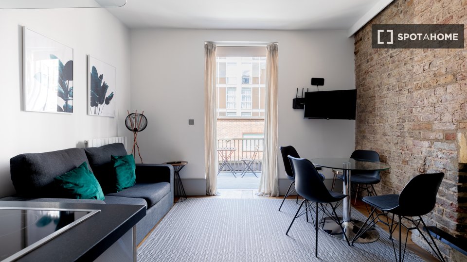 Apartment London, 1 bed — photo 1