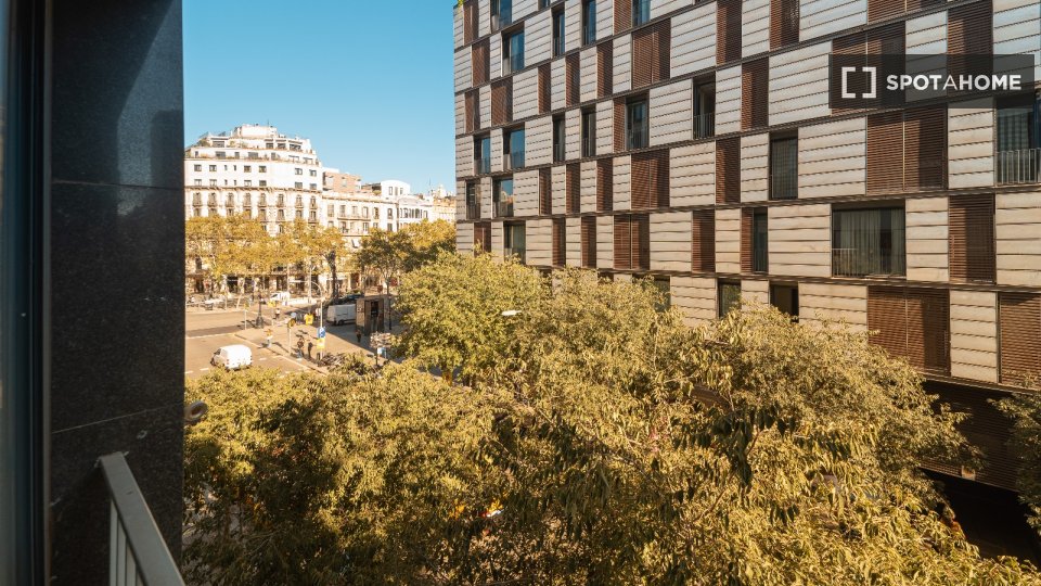 Double room Barcelona, 10 beds, 180m² — photo 14