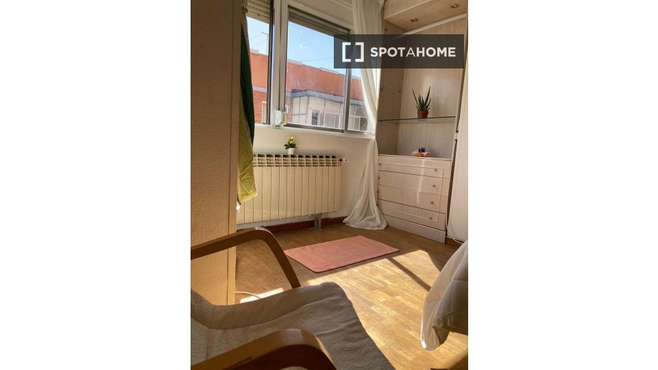 Double room Madrid, 4 beds, 70m² — photo 19