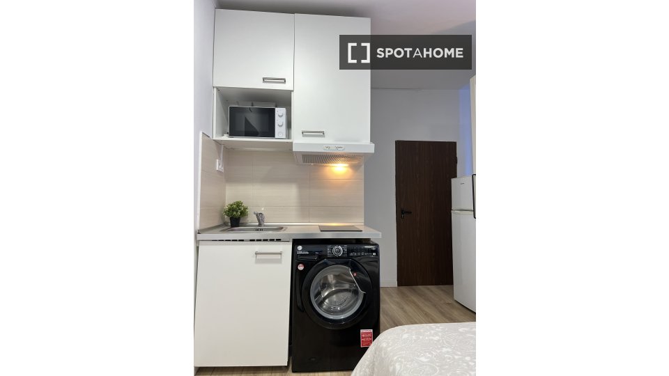 Apartment mono Madrid, 21m² — photo 32