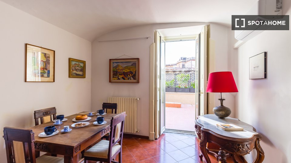 Apartment Naples, 2 beds — photo 11