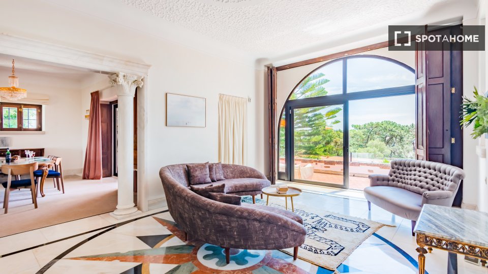 Apartment Lisbon, 5 beds — photo 12