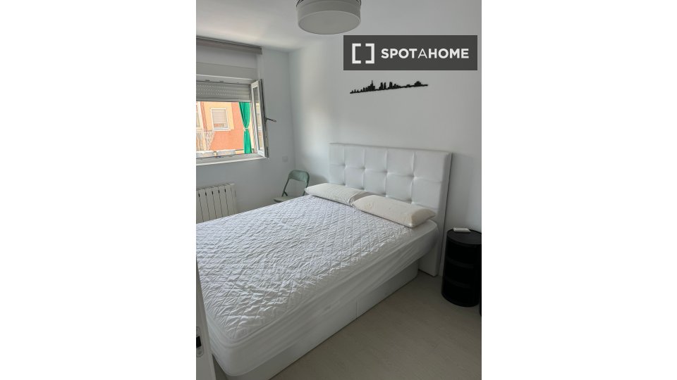 Apartment Madrid, 2 beds — photo 2