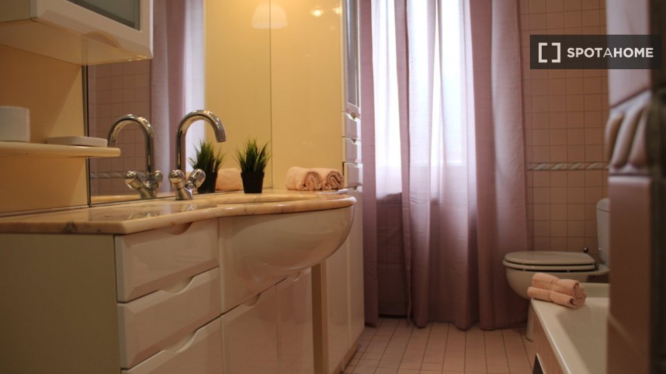 Double room Brescia, 6 beds — photo 8