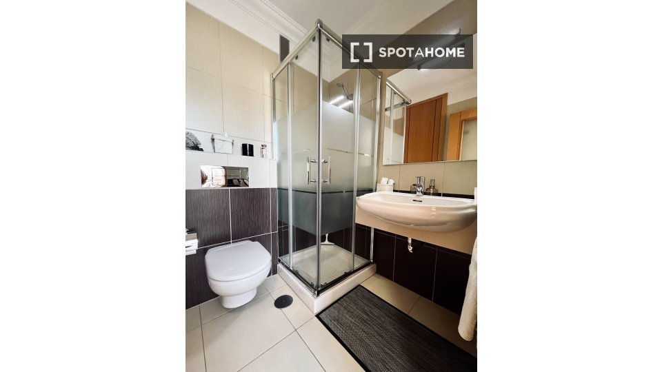 Double room Santa_Cruz_De_Tenerife, 1 bed, 188m² — photo 15