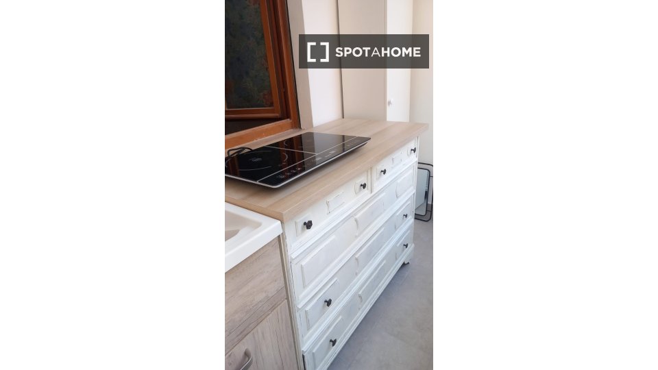 Double room Rome, 3 beds, 75m² — photo 68