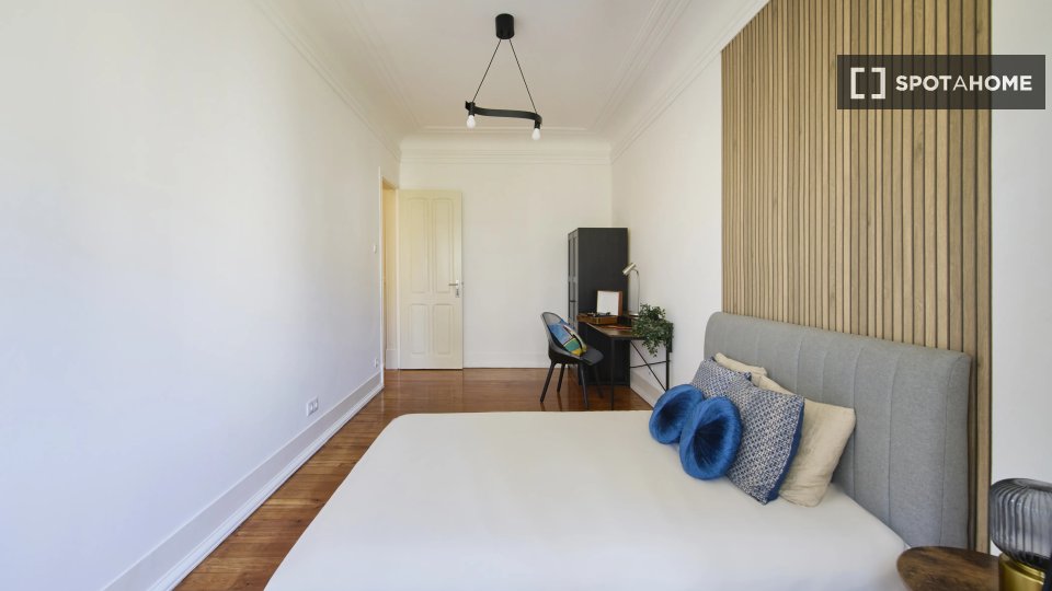 Double room Lisbon, 6 beds — photo 3