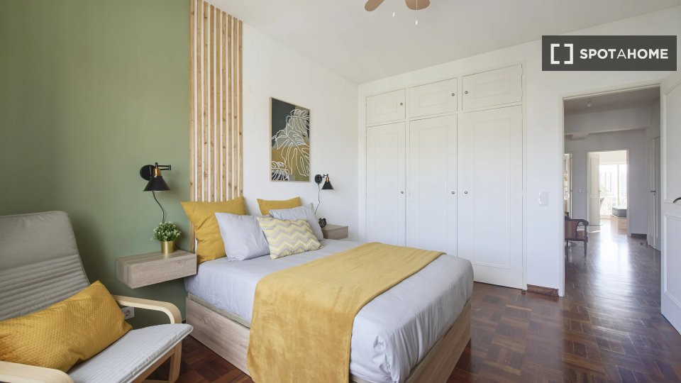 Double room Lisbon, 7 beds — photo 4