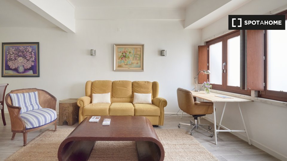 Apartment Lisbon, 1 bed, 80m² — photo 15