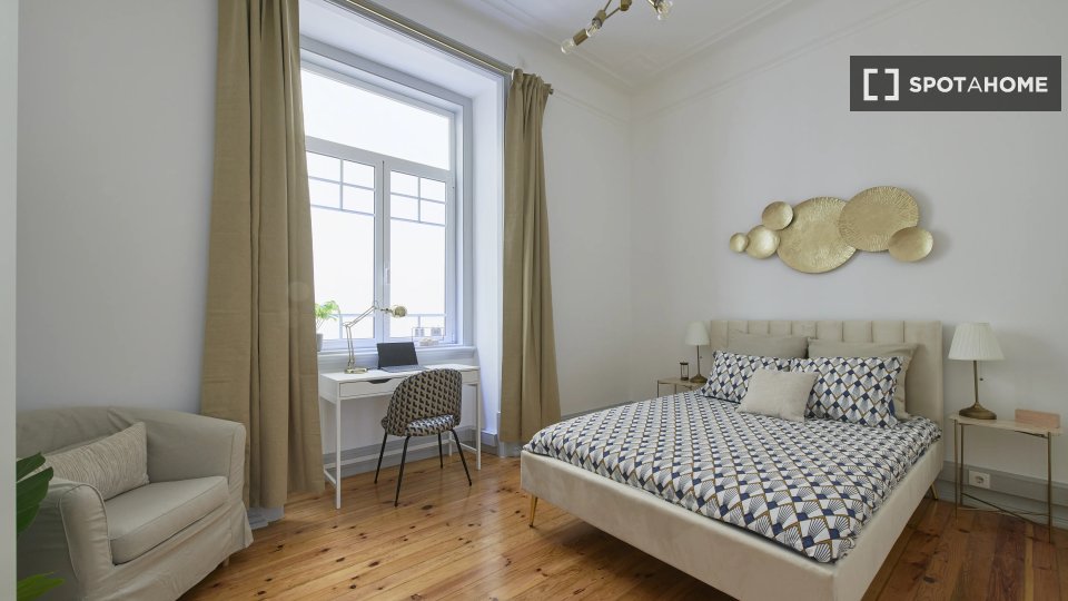 Double room Lisbon, 10 beds — photo 1