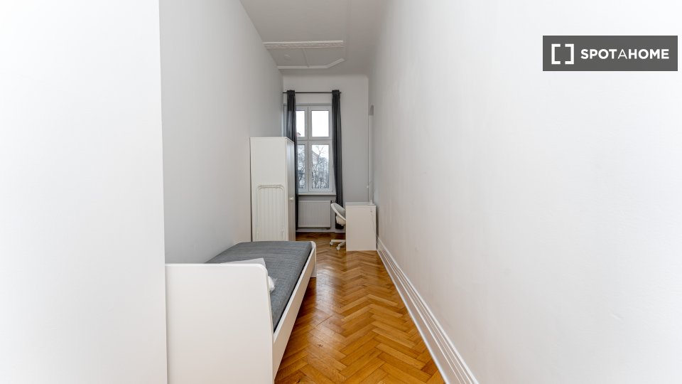 Double room Berlin, 6 beds, 108m² — photo 19