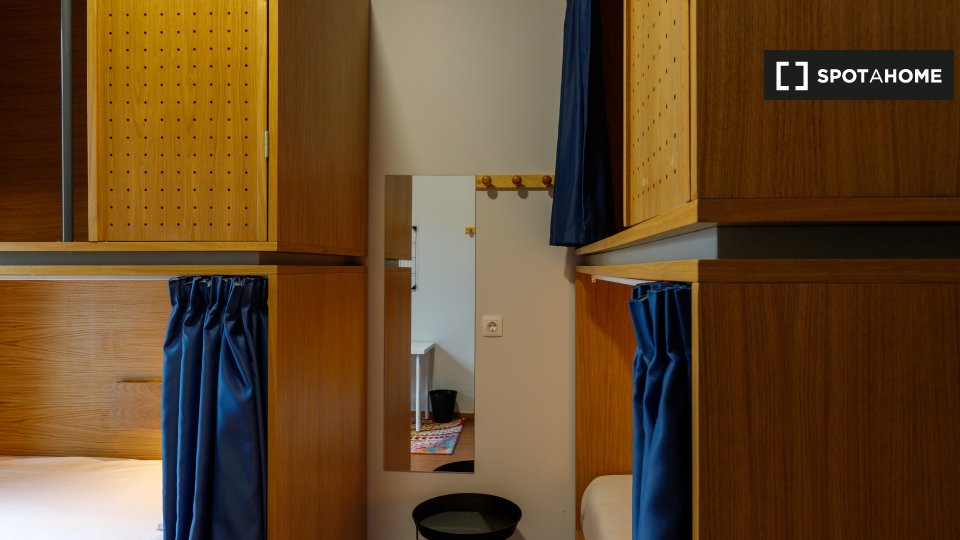Double room Porto, 7 beds, 250m² — photo 6