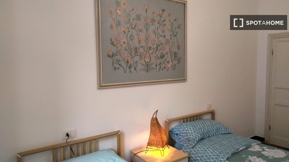 Double room Genoa, 4 beds — photo 7