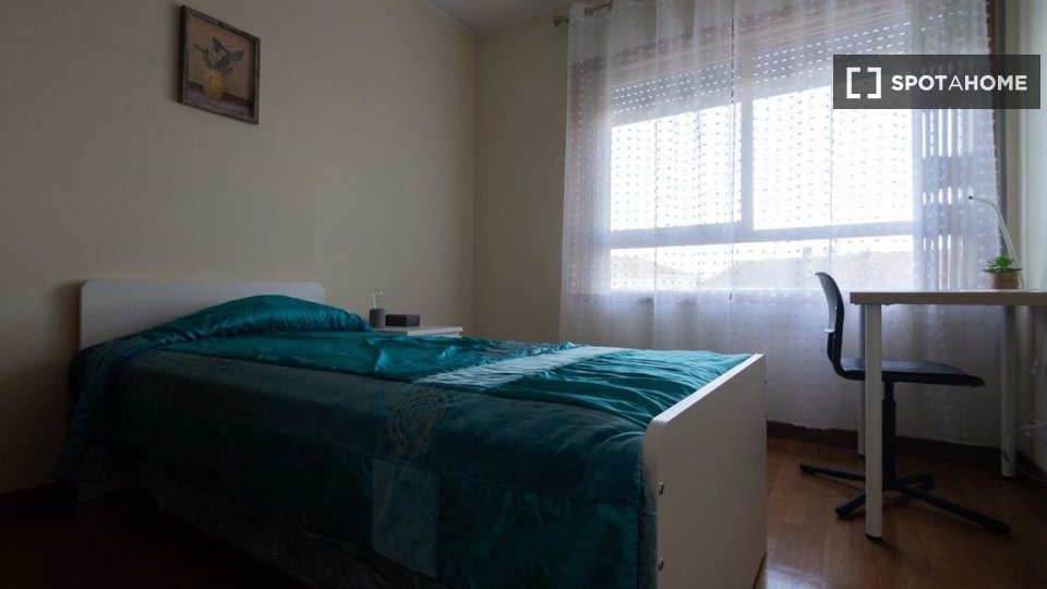 Double room Porto, 5 beds, 180m² — photo 19
