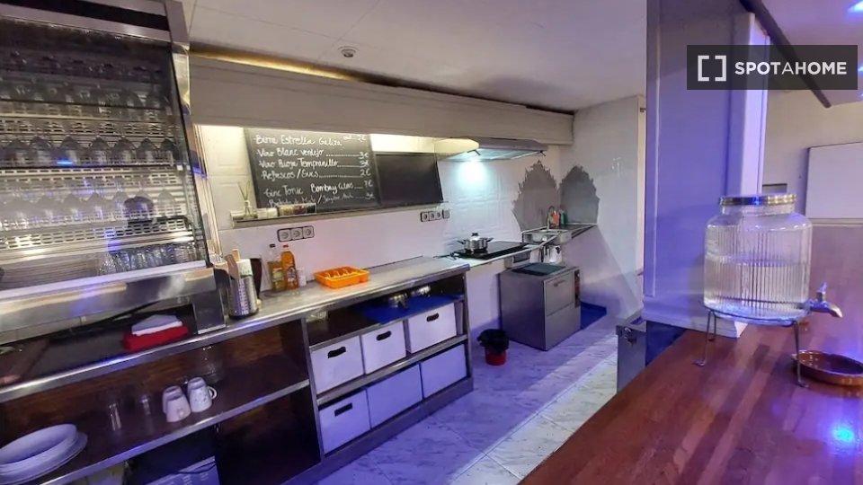 Estudio en alquiler en el centro de Barcelona.