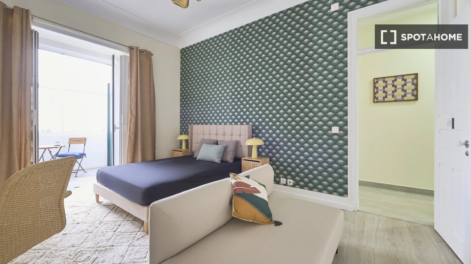 Double room Lisbon, 5 beds — photo 2