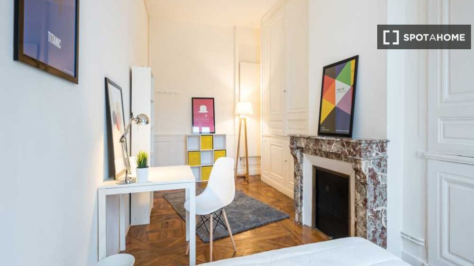Double room Lyon, 4 beds, 130m² — photo 5