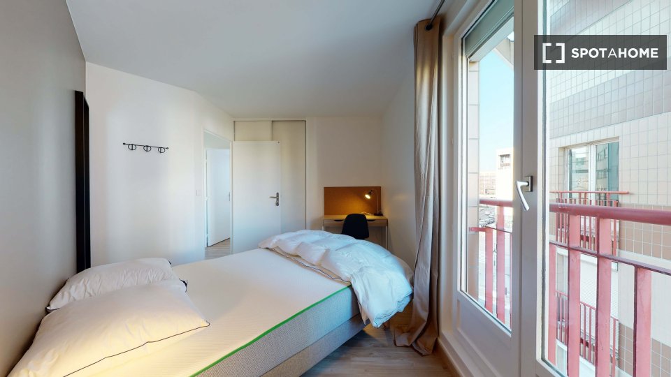 Double room Paris, 8 beds — photo 10