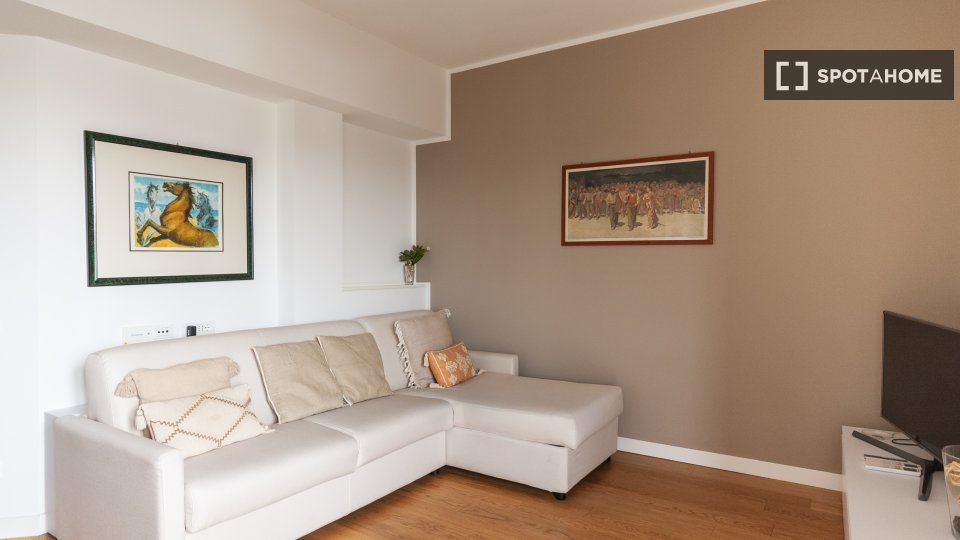 Apartment Milan, 1 bed, 60m² — photo 11