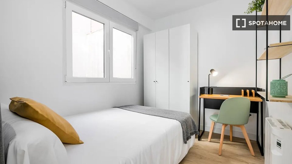 Double room Madrid, 11 beds — photo 27