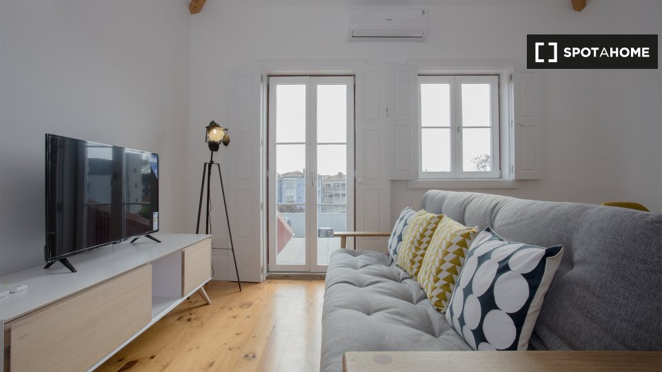 Apartment Porto, 1 bed, 65m² — photo 19