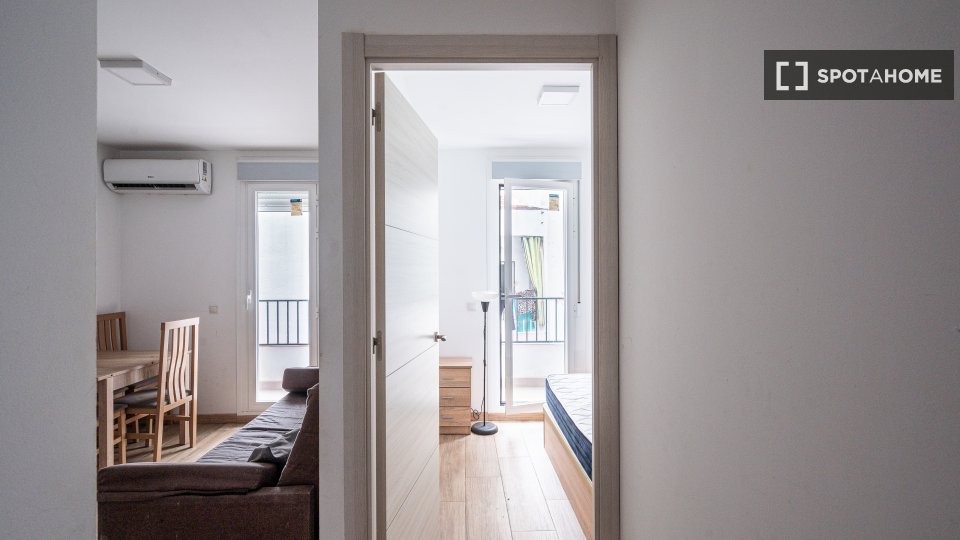 Apartment Madrid, 2 beds — photo 13