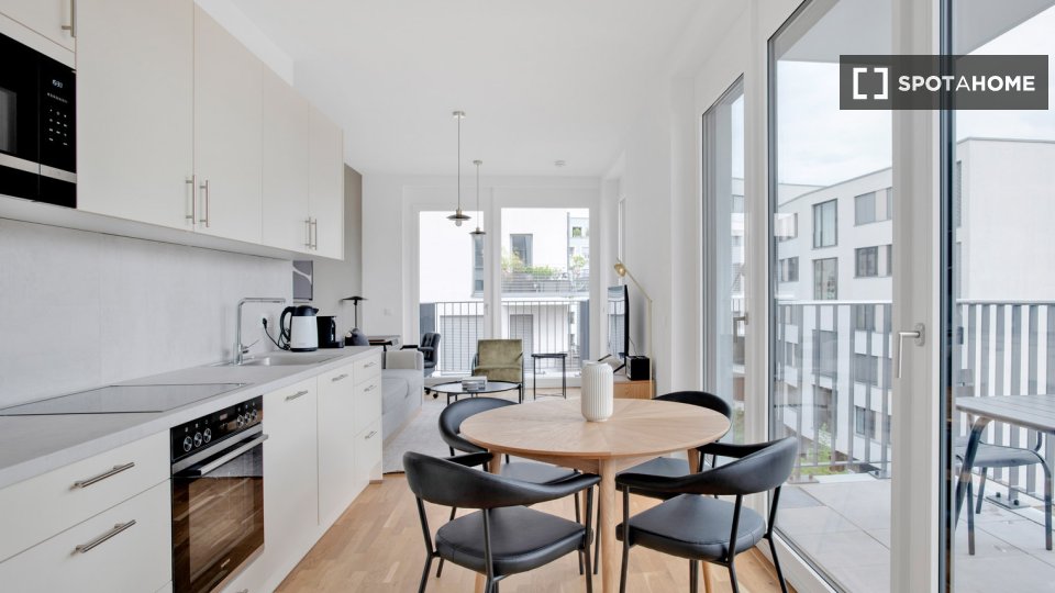 Apartment Berlin, 2 beds, 74m² — photo 11