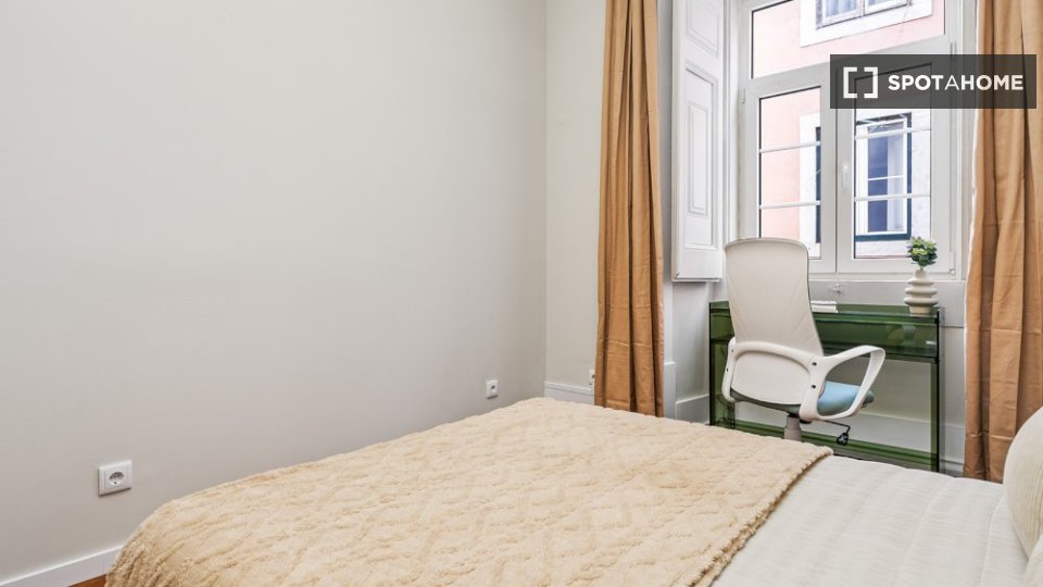 Double room Lisbon, 10 beds — photo 4