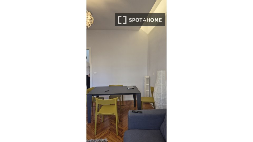 Double room Rome, 4 beds, 180m² — photo 2