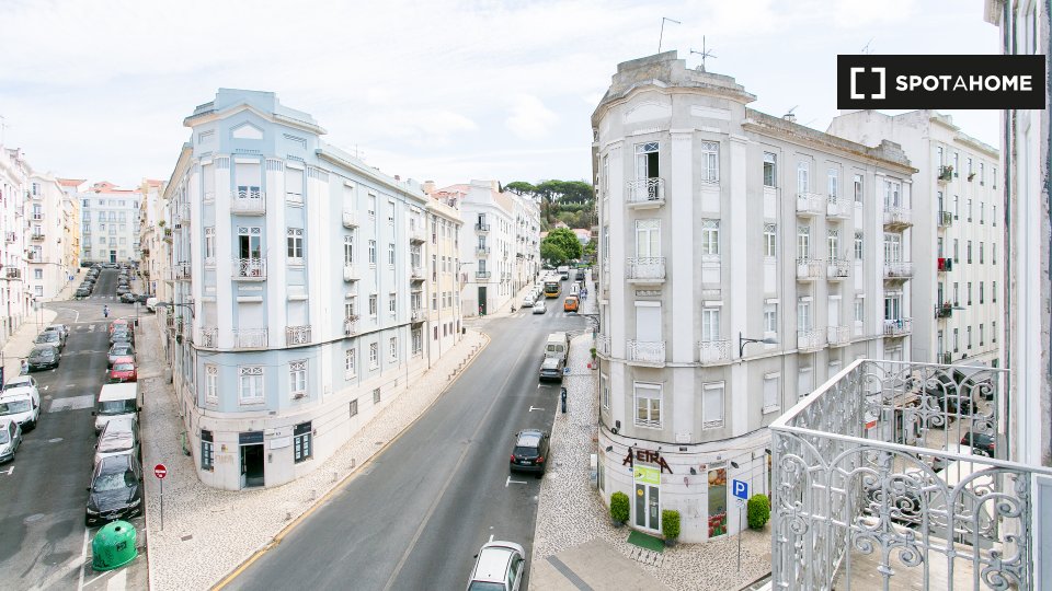Apartment Lisbon, 7 beds — photo 3