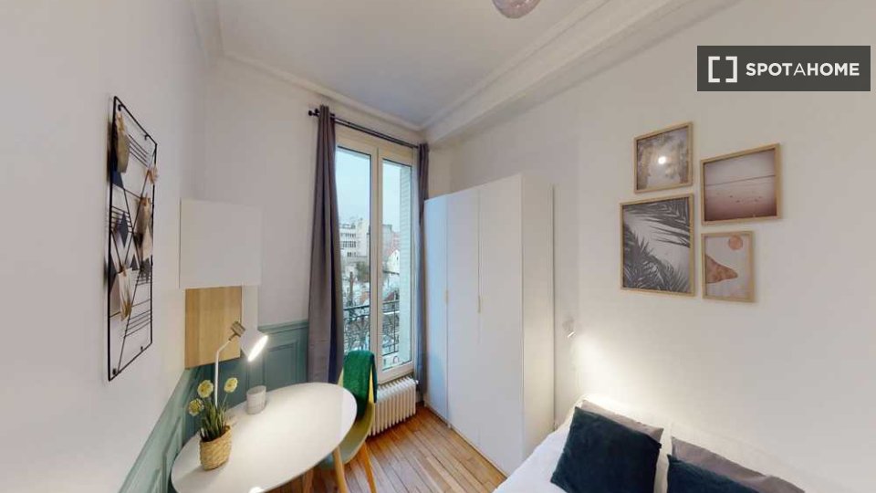 Double room Paris, 4 beds, 80m² — photo 10