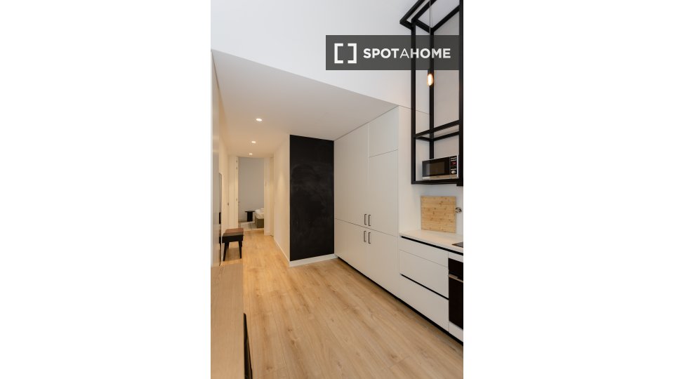 Apartment Porto, 2 beds, 130m² — photo 3