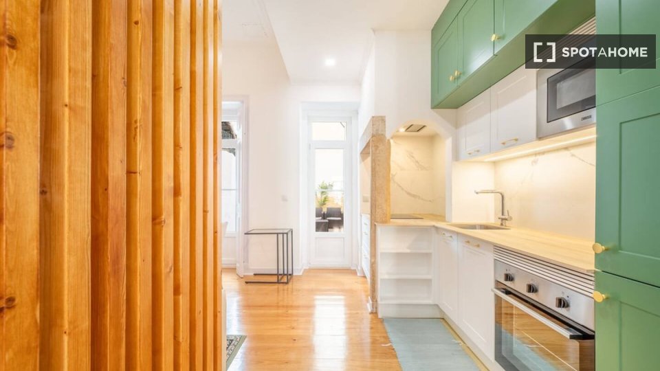 Apartment Lisbon, 2 beds — photo 3