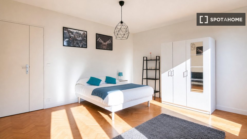 Habitación doble París, 5 habitaciones — foto 39
